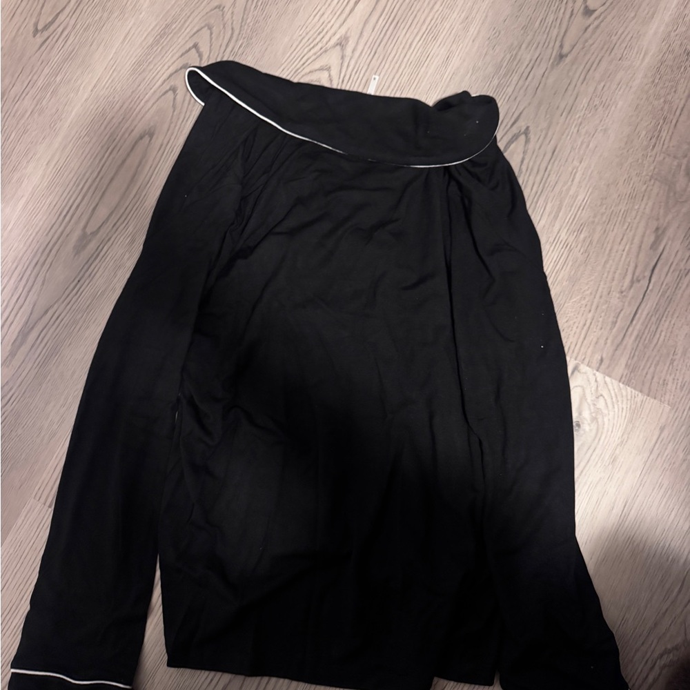 SET ACTIVE PAJAMA TOP - Picture 2 of 2
